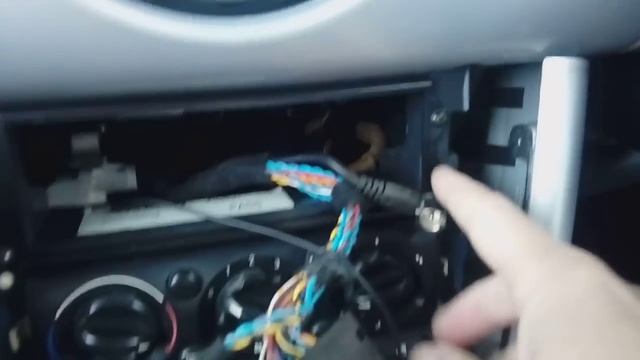 BMW Mini how to remove / upgrade radio 2000 - 2008 simple step by step guide. смотреть онлайн