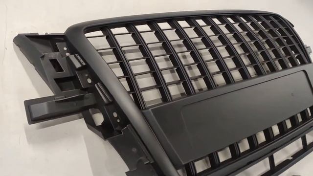 Решётка радиатора в стиле S-Line для AUDI Q5 (08-12), черная матовая