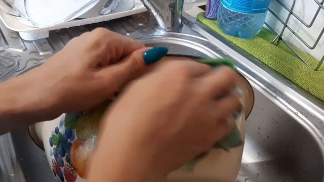 чем оттереть строительный клей и сосновую смолу? откуда столько хлама? как на дереве повисли камни? смотреть онлайн