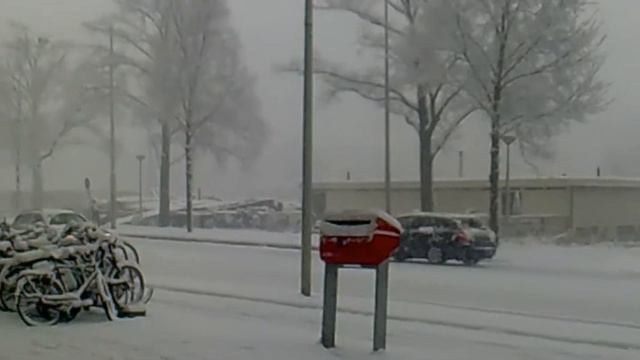 Heavy Snow in Amstelveen, Netherlands смотреть онлайн