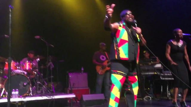 Sweet and Dandy смотреть онлайн