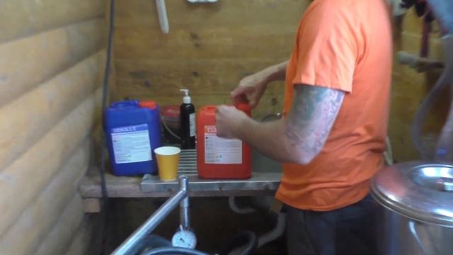 Весь процесс доения, кормления и ухода за коровой. смотреть онлайн