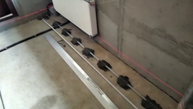 установка маяков на пол под уклон