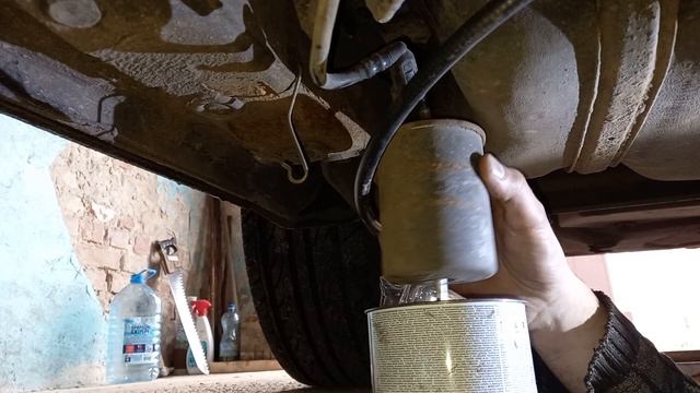 Заміна паливного фільтра гольф 4 смотреть онлайн