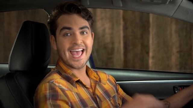 2014 Corolla How-To: VSC Off Button | Toyota смотреть онлайн