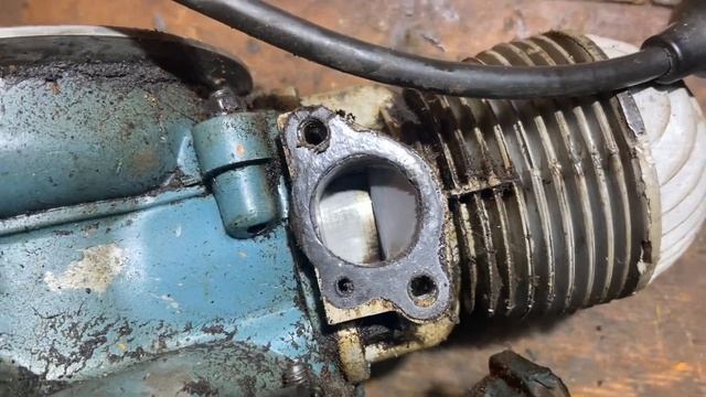 Бензопила «Дружба Алтай» 1997г. Качество не сравнить с СССР! смотреть онлайн