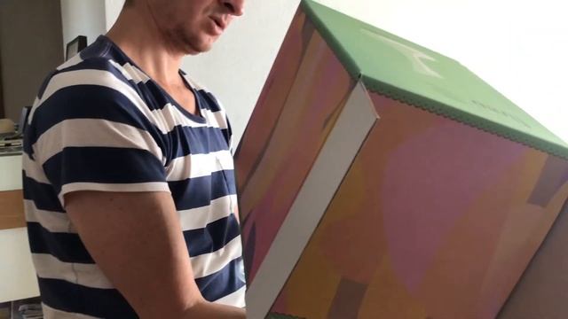 Хрустальная посылка! Парикмахерская в Швейцарии после карантина! смотреть онлайн