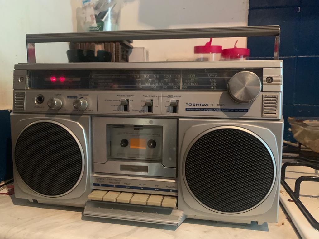 Toshiba RT-100s  Stereo BoomBoХ ЯПОНИЯ.