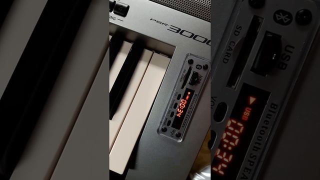 Yamaha PSR 3000 MP3 board смотреть онлайн