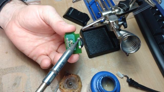 Arreglando Volumen Altavoces Creative Inspire P380??
