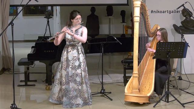 Entr’acte from Bizet’s Carmen/Margarita Rybina (flute) and Sofia Peresechanskaya (harp) смотреть онлайн