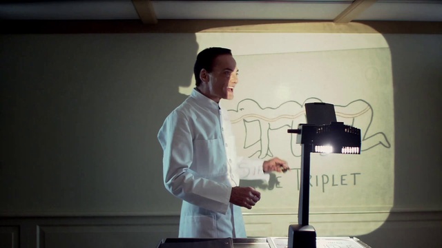 Человеческая многоножка (трейлер) смотреть онлайн