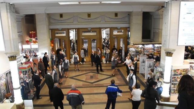 Flashmob в Минском ГУМе - ансамбль "Терница" смотреть онлайн