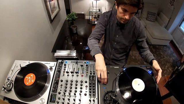 Spring mix - Technics 1210 MK7 / Technics 1200 GR Vinyl set (New Beat/Italo/Synth) смотреть онлайн