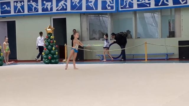 Художественная гимнастика вид Обруч Совушка Серая смотреть онлайн