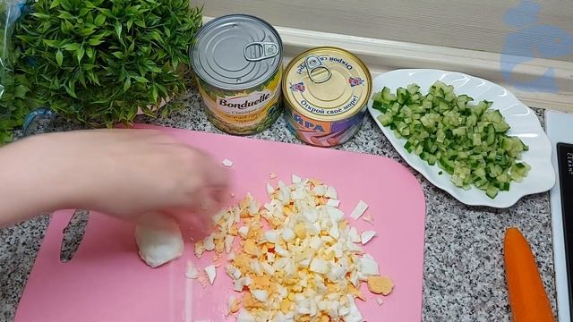 Классический салат из рыбы с картофелем смотреть онлайн