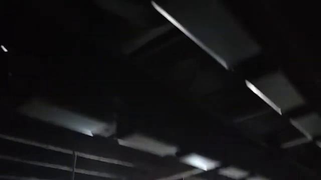 plafón tipo baffle lineal de hunter douglas смотреть онлайн