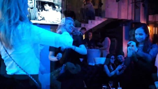 Закрытая вечеринка PROFCOSMO смотреть онлайн