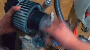 Снятие чистка смазка моторчика печки. Ремонт свиста вентилятора печки Амарок. Vw Amarok.