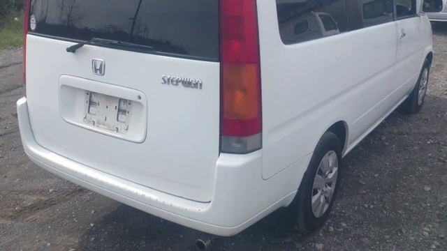 Видео-тест автомобиля Honda Stepwgn (белый, B20B, RF1-1252585) смотреть онлайн