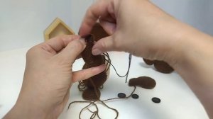 Как сделать, чтобы лапки игрушки крутились. скрытое пуговичное крепление.