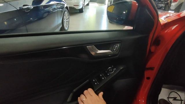 FORD FOCUS ST LINE AUTOMATICO ROJO смотреть онлайн