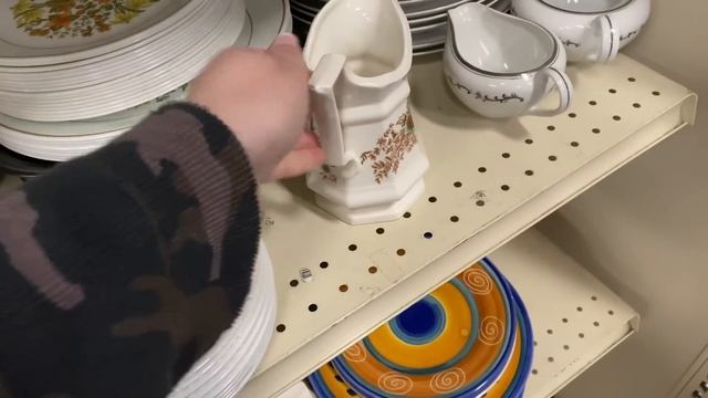 США ??ВЫКИНУЛИ в СЕКОНДХЕНД ГЛАЗА НА ЛОБ! ЛИМОЖ ПОСУДА СТЕКЛО КАРТИНЫ АНТИКВАРИАТ САШАЛ барахолка смотреть онлайн