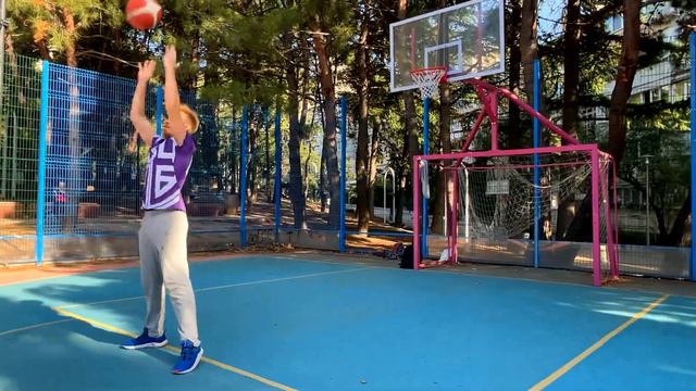 Как забивать ТРИКШОТЫ? Топ-10 Трикшотов, которые вы сможете сделать! | Dunk Brothers смотреть онлайн