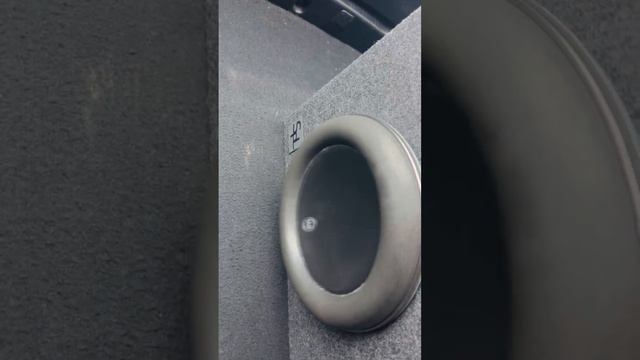 10” JL AUDIO W7 смотреть онлайн