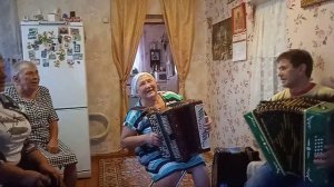 Посиделки у Людмилы.Опустился вечер у моих ворот.