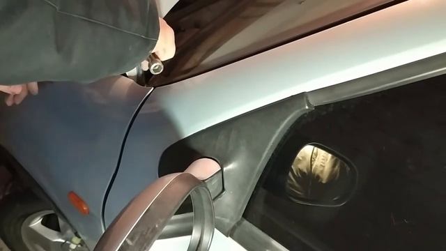 RENAULT Symbol замена переднего крыла. Как заменить бампер, фару, стеклоочистители, переднее крыло смотреть онлайн