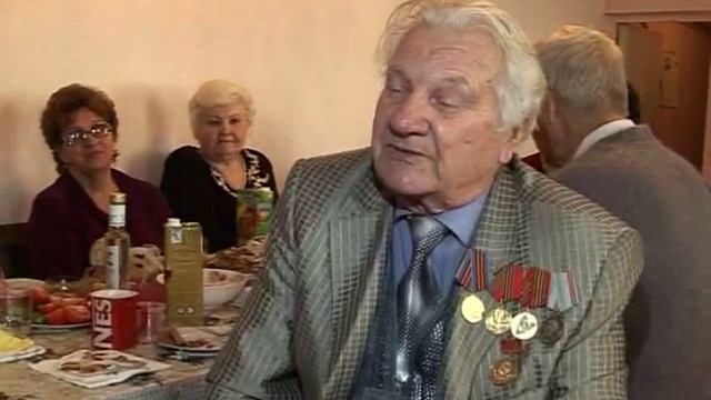 Клубы для пожилих людей смотреть онлайн
