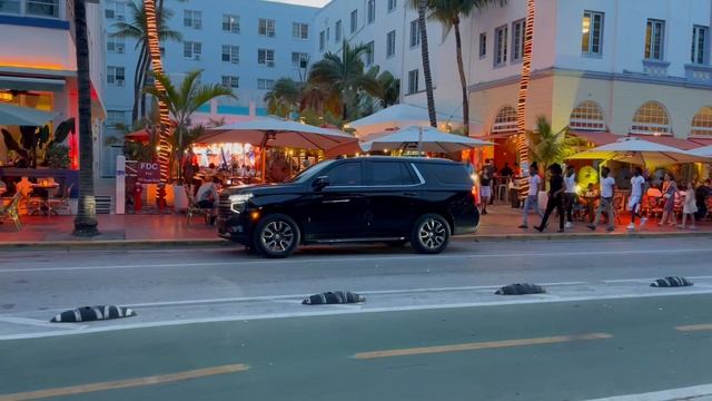 ВЕЧЕР В МАЙАМИ. ПРОГУЛКА ПО OCEAN DRIVE смотреть онлайн