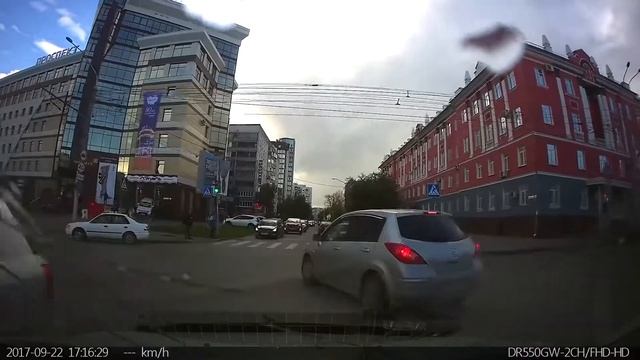 22 09 2017 БАРНАУЛ ПРОЕЗД ПЕРЕКРЕСТКОВ смотреть онлайн