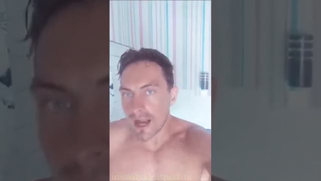 ЗАСТРЯВШИЕ на БАЛИ! смотреть онлайн