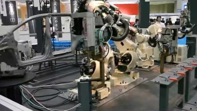 Роботы Nachi для контактной сварки смотреть онлайн