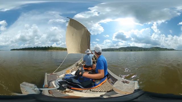 Поход на четырехвесельном яле по Оке VR 360 смотреть онлайн