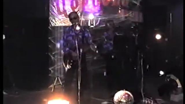 ВИА "Червона рута"1996 г. «Дырка в голове» («Песня о Родине») (cover) смотреть онлайн
