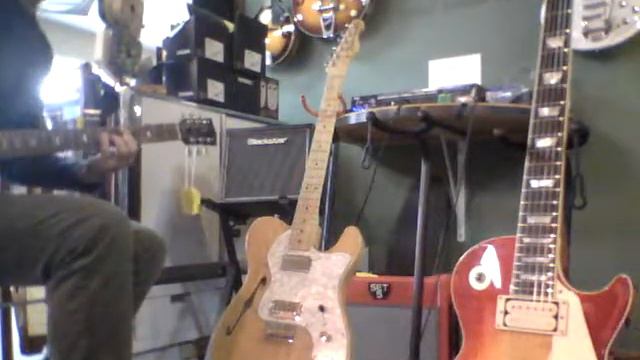 Lambertone Crema, Gibson 498R, Dimarzio PAF- pickups demoed смотреть онлайн