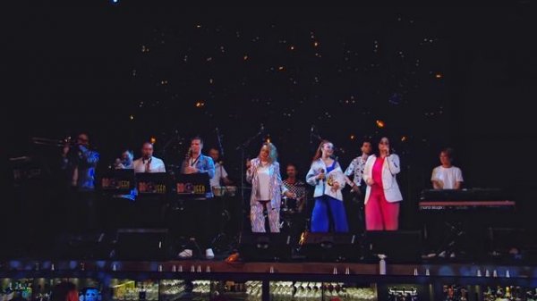 BBQ Valerie (Bruno Mars cover) live.mp4