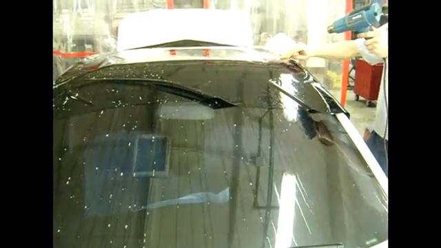 Глянцевая чёрная плёнка на крышу Mercedes смотреть онлайн