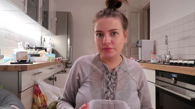 Чем занимается ребёнок в мое отсутствие? Золотые столовые приборы / Как же мне повезло смотреть онлайн