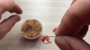 Опарыш. Как правильно наживлять/насаживать/ надевать опарыша.