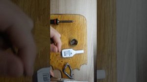 Как припаять провода к моторчику