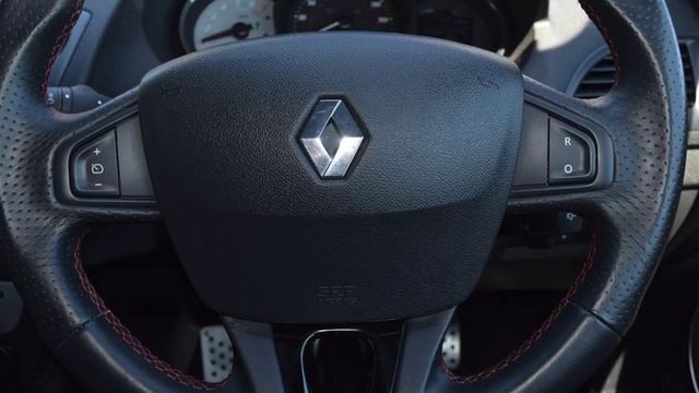 YE16AHY Renault Megane 2.0 T 16V Renaultsport Nav 275 3dr Co смотреть онлайн