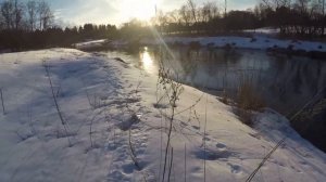 Ловля ЩУКИ весной на МАЛОЙ РЕКЕ! Рыбалка на спиннинг в МАРТЕ!