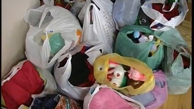 Студенти готують подарунки дітям до свята Миколая смотреть онлайн