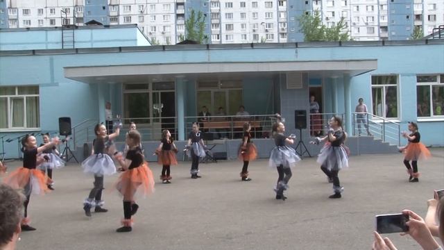 Выступление танцевальной студии «Эксперимент» и студии танца «КрЕАтив» смотреть онлайн