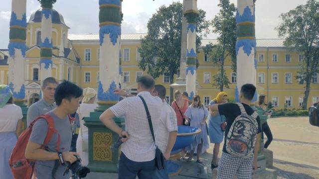 Сергиев Посад. Свято-Троицкая Сергиева Лавра. Путешествия на Renault Duster смотреть онлайн