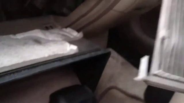 Замена салонного фильтра Toyota. Где находится, как менять. смотреть онлайн